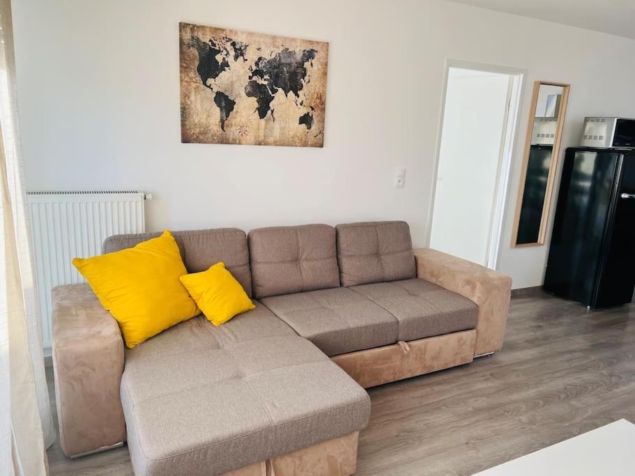 Harmonieux/Bezannes/Pkg Prive Appartement Buitenkant foto